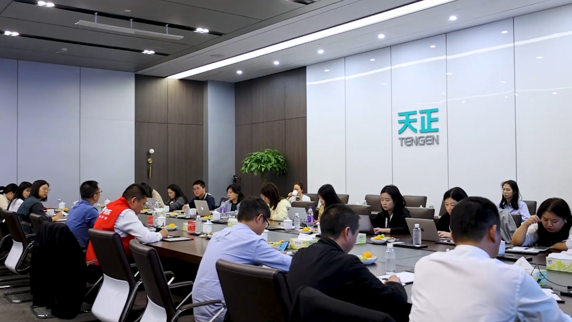 京东工业走进K8官网，探访产业数智化之路！